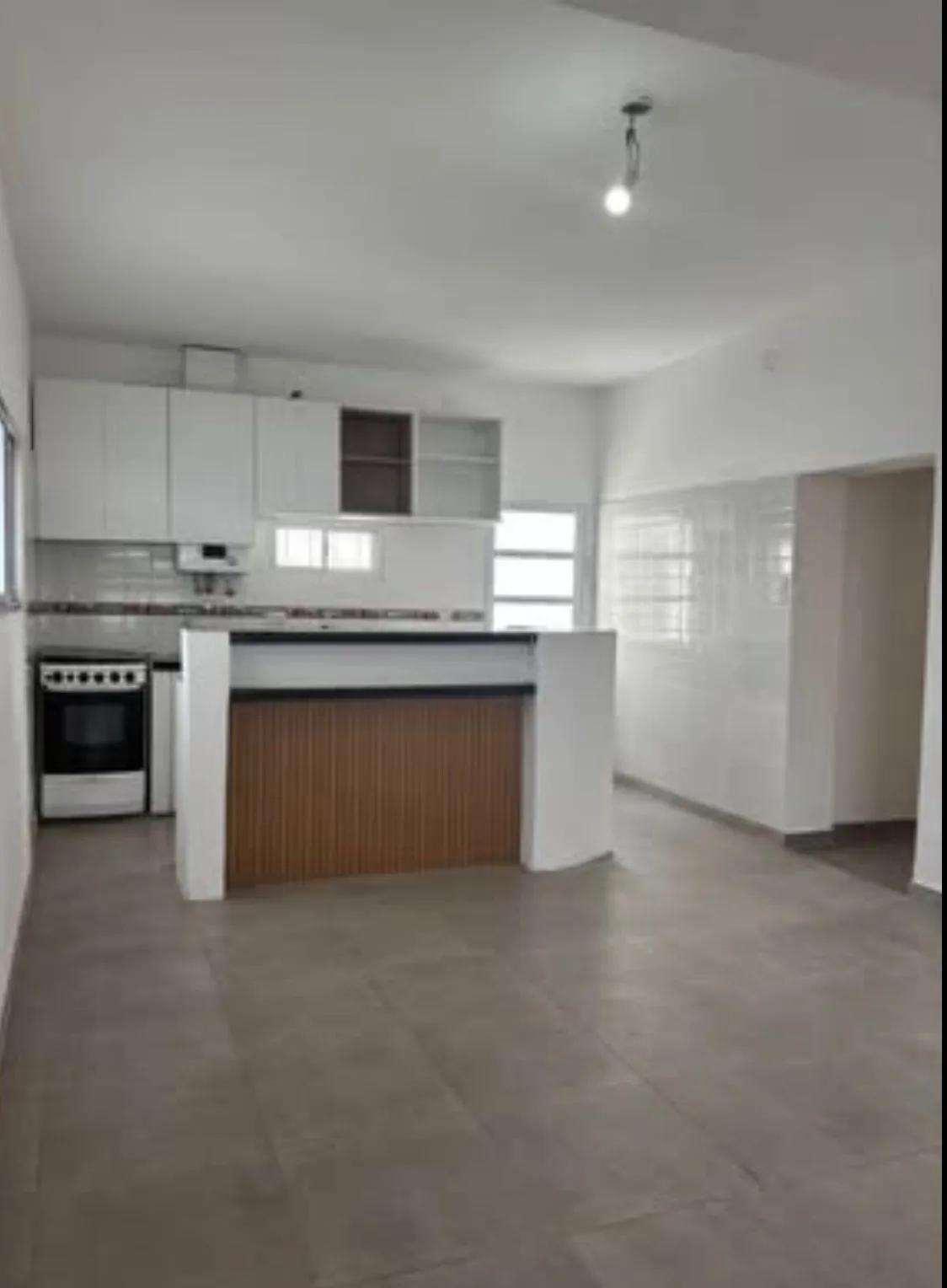 EN VENTA CASA ZONA GRELLA Y AV. DON BOSCO, DOS DORMITORIOS